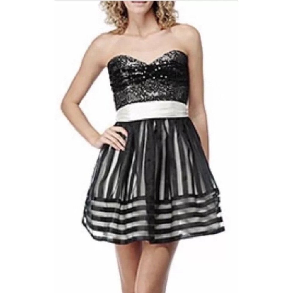 Women's Betsy Johnson Dress Size 4 Sequin Striped